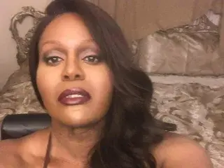 Streamate Best live sex cam show of les_bains69