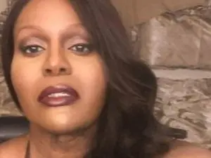 Streamate Live Porn of les_bains69