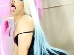 Streamate Sex Cam of IsabellaSweet69