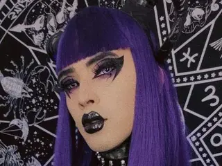 Streamate Free Porn Cam of naomysatangirl