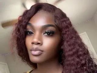 Streamate Sex Cam of Miyahlove245