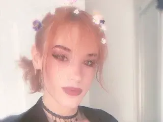 Streamate Sex Cam of SadieSupernova