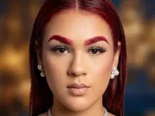Streamate Live Porn of ItzellHot