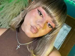 Streamate Free Live Porn of TIFFANY_MOREIN