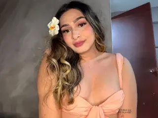 Streamate Adult Video Chat of Martina26L