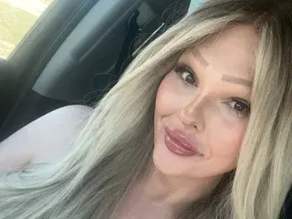 Streamate Private Sex Chat of ExoticBlondeXO