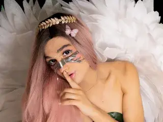 Streamate Adult Webcam of Mikavelvet777
