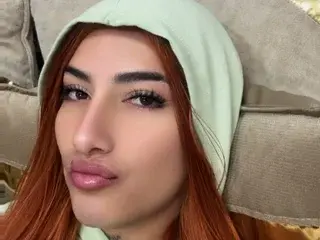 Streamate Live Sex of EmilySaenss