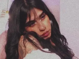 BellaPoisonous from streamate