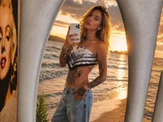 Streamate Live Porn of JessieGarvet19
