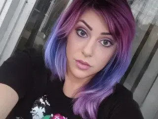 Streamate Sex Cam of PhoebeCashshe