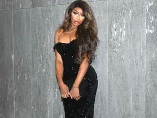 Streamate Live Sex Cam of TheeMadam