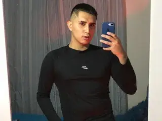 Streamate Live Porn of Clarykim