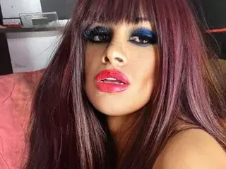 Streamate Live Sex Cam of Yelena_jackson