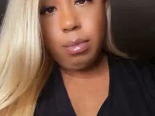 Streamate Free Porn Cam of NylaLoxxx