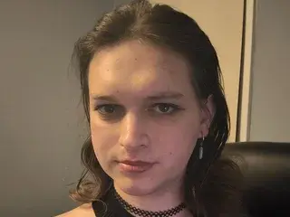 Streamate Nude Webcam of Growligirl