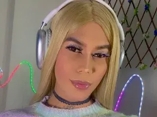 Streamate Live Sex Cam of Tai_Mitshel