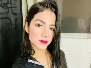 Streamate Free Live Porn of maddy_moonn111
