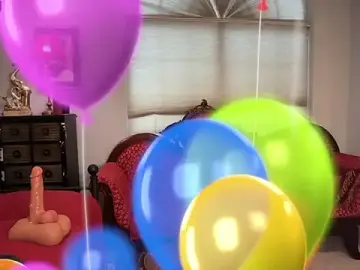 Stripchat Nude Webcam of ChrisTinaBruce