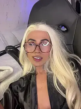 Stripchat Sex Cam of miss_tatiana_