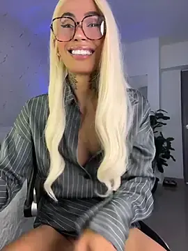 Stripchat Best live sex cam show of miss_tatiana_