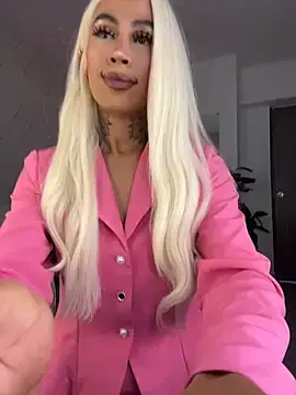 Stripchat Free Live Porn of miss_tatiana_