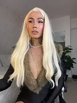 Stripchat Adult Webcam of miss_tatiana_