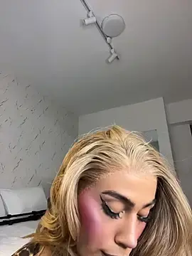 Stripchat Free Porn Cam of miss_tatiana_
