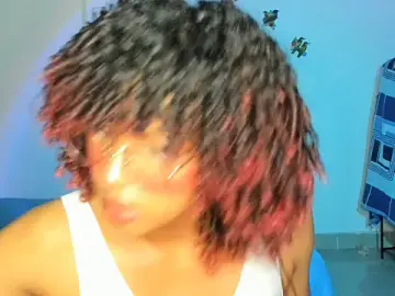 Stripchat Nude Webcam of Elianishugecock