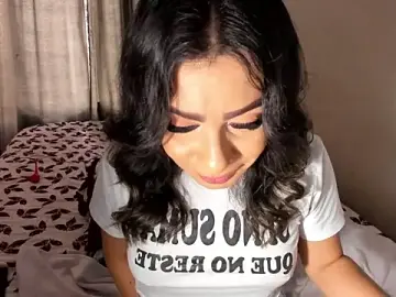 Stripchat Nude Webcam of vicodollx