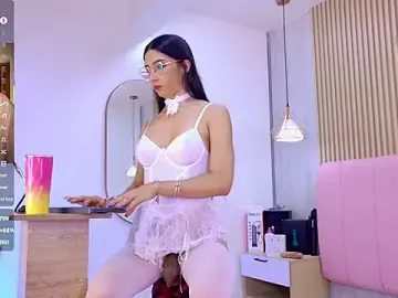 Stripchat Best Webcam of kylliefox_