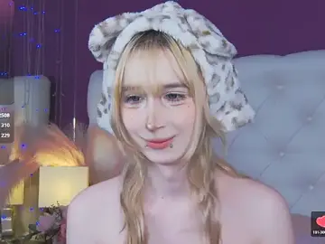 Stripchat Watch Live Sex Cams of cutetomie