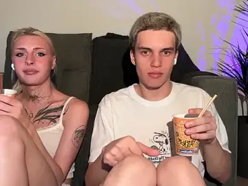 Stripchat Adult Video Chat of twl8vibe