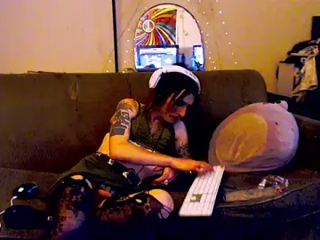 Stripchat Adult Webcam of Heavenly_Creature333
