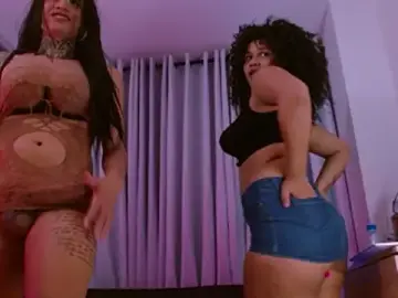 Stripchat Sex Cam of _Crystal_evains