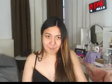 stellahugeX from stripchat