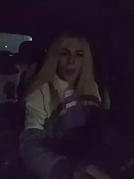 Stripchat Adult Webcam of Thifanydotada
