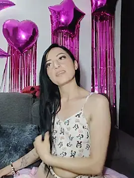 Stripchat Live Sex Cam of Meegann_Lovee