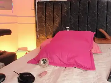 Stripchat Adult Webcams of SwettRenata_