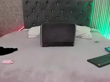 Stripchat Sex Cam of lana_gill1