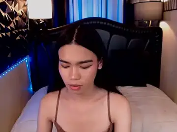 Stripchat Live Sex Cam of Christine_pretty
