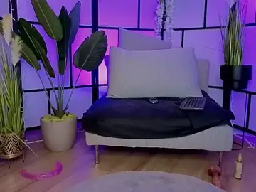 Stripchat Live Sex Cam of JulieDesire