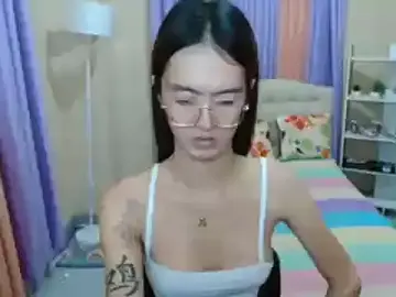 Stripchat Free Live Porn of XxTsUncutAskaxX