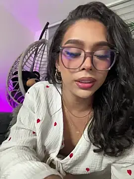 Stripchat Private Sex Chat of Samantha_Bernardo