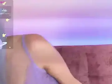 Stripchat Live Sex Cam of Miiaa_doll