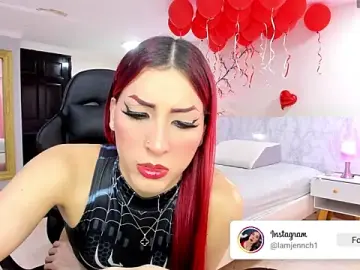 Stripchat Nude Webcam of charolbruce_1