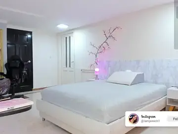 Stripchat Live Porn of charolbruce_1