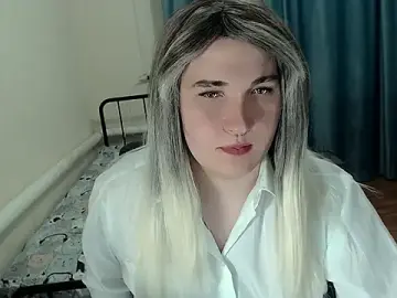 Stripchat Adult Webcam of EvaMiron