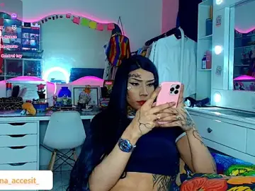 Stripchat Best Webcam of caroline_cossei