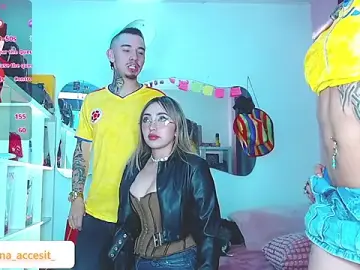 Stripchat Live Porn of caroline_cossei